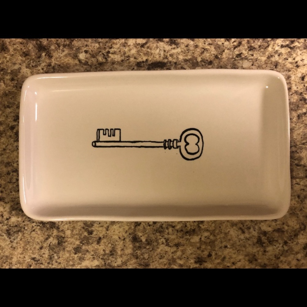 Rae Dunn Key Tray